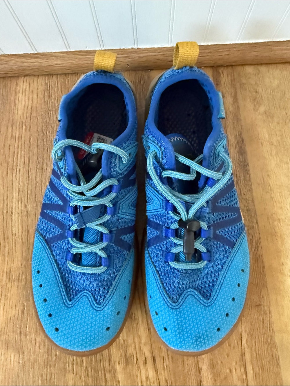 Chaco Torrent Pro Amphibious Water shoes Hybrid Trail Sneakers Blue, Size 6.5